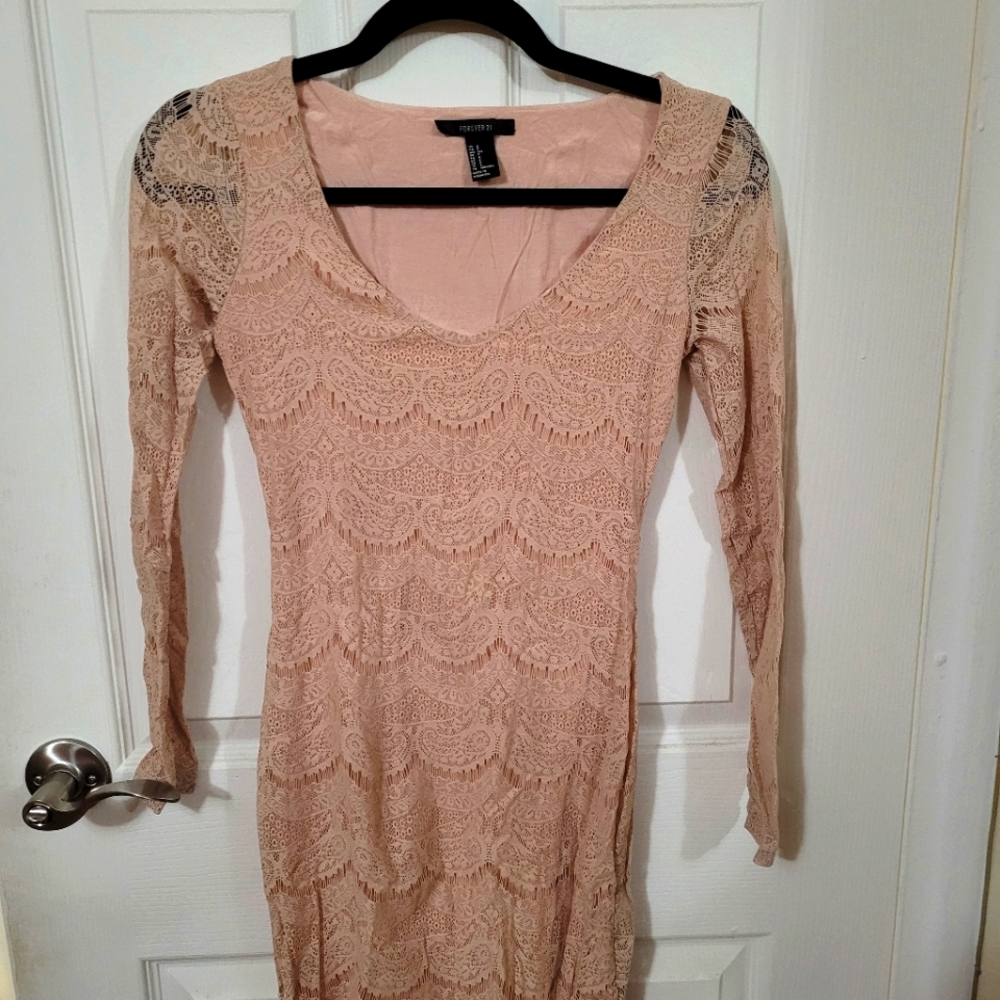 Lace dress